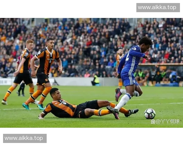 被选为最佳球员，赫尔城vs布里斯托尔的比赛被闯入的松鼠打断